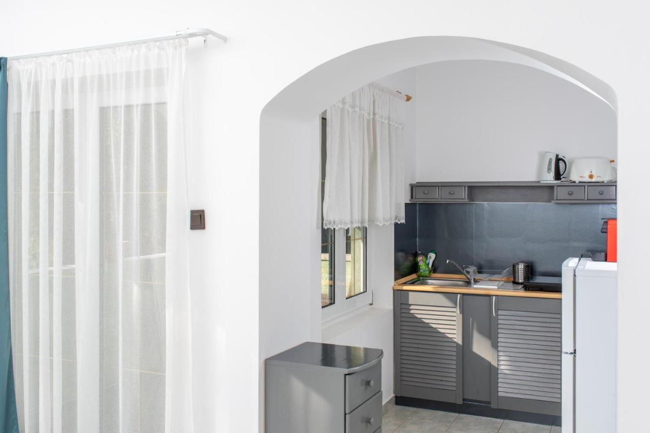 Park Apartman Heviz Exterior photo