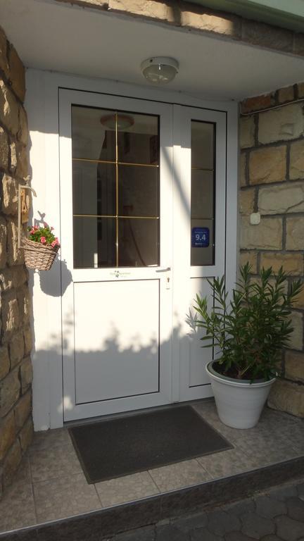 Park Apartman Heviz Exterior photo